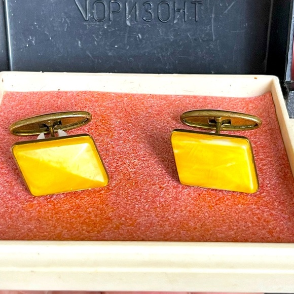 VTG butterscotch Yellow Baltic AMBER cufflinks CUFF LINKS Brass USSR - Picture 1 of 5